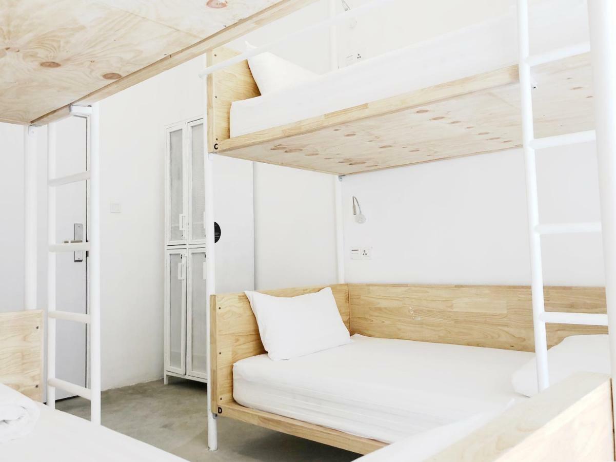 Hood Hostel Yangon Exterior photo